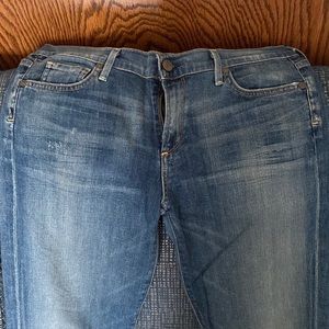 Citizens of humanity Ava low rise straight leg Jean. Gently worn.